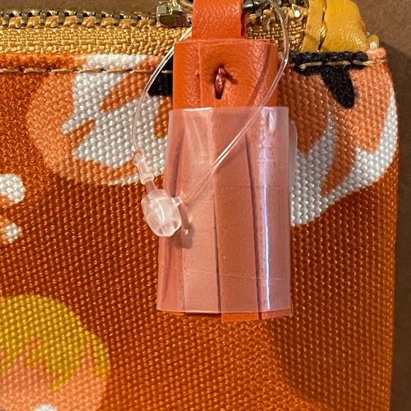 Rachel Pally - NWOT leather fold over clutch - Picture 9 of 9